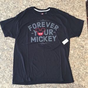 Brand New Disney World T-shirt. Size L.